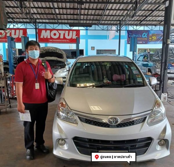 Toyota_avanza_ดูแลระบบเกียร์ เปลี่ยนถ่ายน้ำมันเกียร์ออโตเมติกแบบเต็มระบบ100% Flush&Fillเกียร์ออโตเมติก ดูแลรถ ดูแลเกียร์ ใจไม่เพลีย เกียร์ไม่พัง