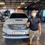 Toyota_Fortuner3.0 เบรคมีเสียงดังเวลาใกล้หยุดรถ ขับแล้วเบรคกระทันหันจะเบรคไม่ค่อยอยู่ จุดเกิดเหตุสังเกตุได้ บ้างครั้งไฟเบรคโชว์ ไฟABSกระพริบ ตรวจเช็คเบรค พร้อมทำความสะอาดระบบเบรคเพื่อเพิ่มความปลอดภัย ใหม่ทั้งระบบ ซ่อมจบ หมดปัญหา