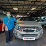 Isuzu_d_max_เครื่องยนต์สะดุดกะตุกวิ่งอืด เร่งไม่ขึ้นกินเชื้อเพลิง จุดเกิดเหตุสังเกตุได้ บางครั้งไฟรูปเครื่องยนต์โชว์ สาเหตุส่วนหนึ่งเกิดจากหัวฉีดดีเซล สกปรกอุดตัน การดูแลบำรุงรักษาเป็นสิ่งสำคัญ ทุกๆ 5หมื่นกิโลเมตร ควรล้างทำความสะอาดหัวฉีดดีเซล และ เปลี่ยนกรองเชื้อเพลิงดีเซล ธนดลออโต้เซอร์วิส ซ่อมจบ หมดทุกปัญหา