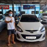 Mazda2เครื่องยนต์สั่น สะดุด เดินไม่เรียบ วิ่งอืด เร่งไม่ขึ้น กินเชื้อเพลิง จุดเกิดเหตุ สังเกตุได้ บางครั้งไฟรูปเครื่องยนต์โชว์ สาเหตุส่วนหนึ่ง เกิดจากหัวฉีดเบนซิน&กรอง สกปรกอุดตัน พร้อมการรับประกันหลังการซ่อม ดูแลกันยาวๆครับ ธนดลออโต้เซอร์วิส ซ่อมจบ หมดทุกปัญหา