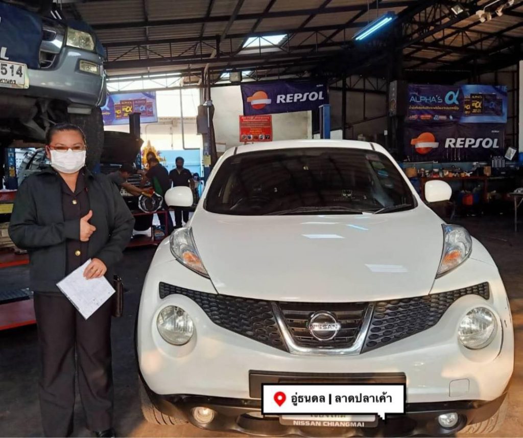 Nissan_Jukeดูแลระบบเกียร์CVTเปลี่ยนกรองเกียร์พร้อม เปลี่ยนถ่ายน้ำมันเกียร์ออโตเมติกแบบเต็มระบบ100%